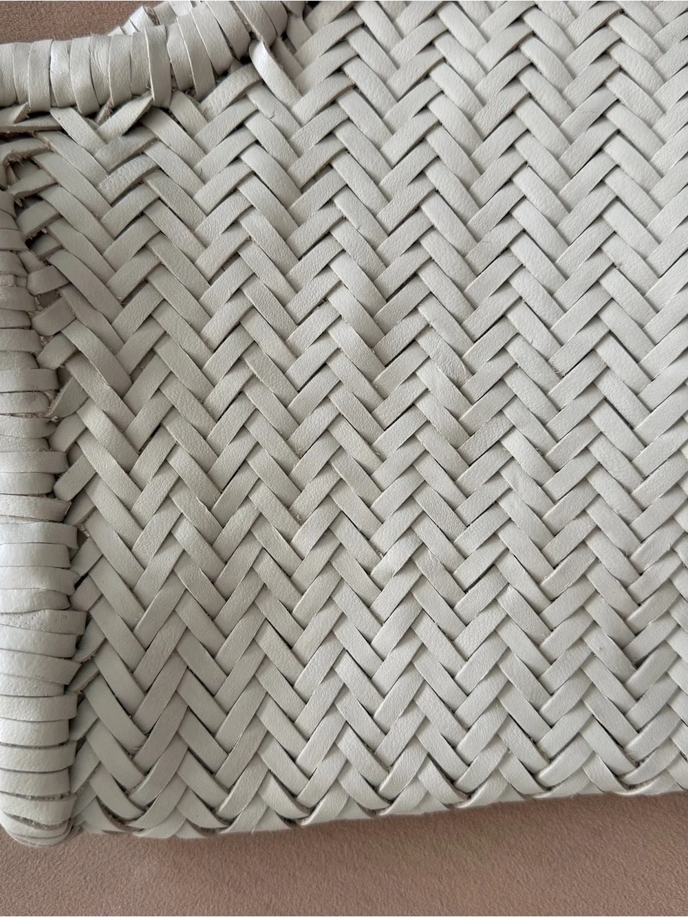 Dragon Diffusion Nantucket Woven Tote - Pearl Cream
